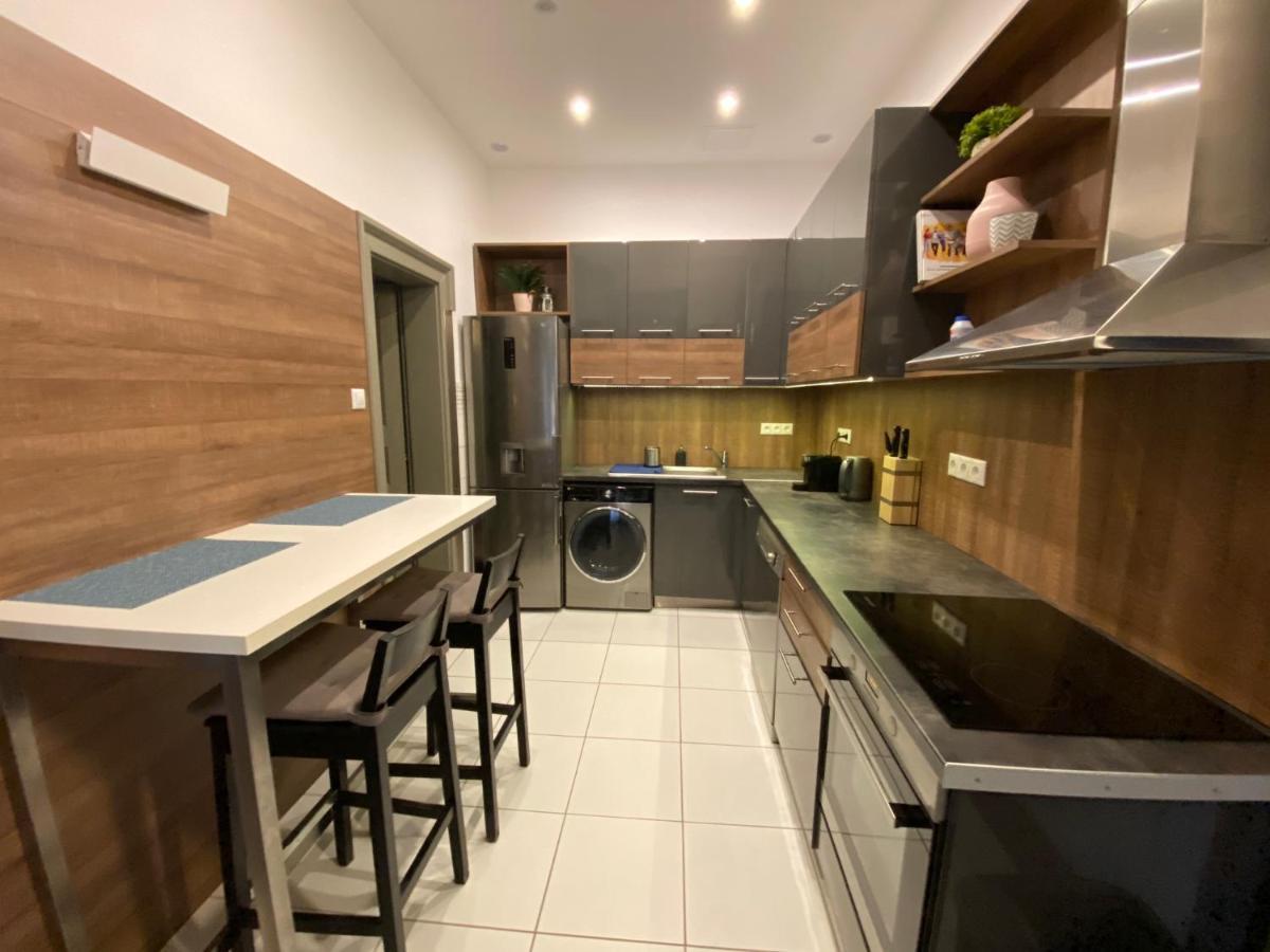 Hunyady Gallery Apartment Budapest Eksteriør bilde